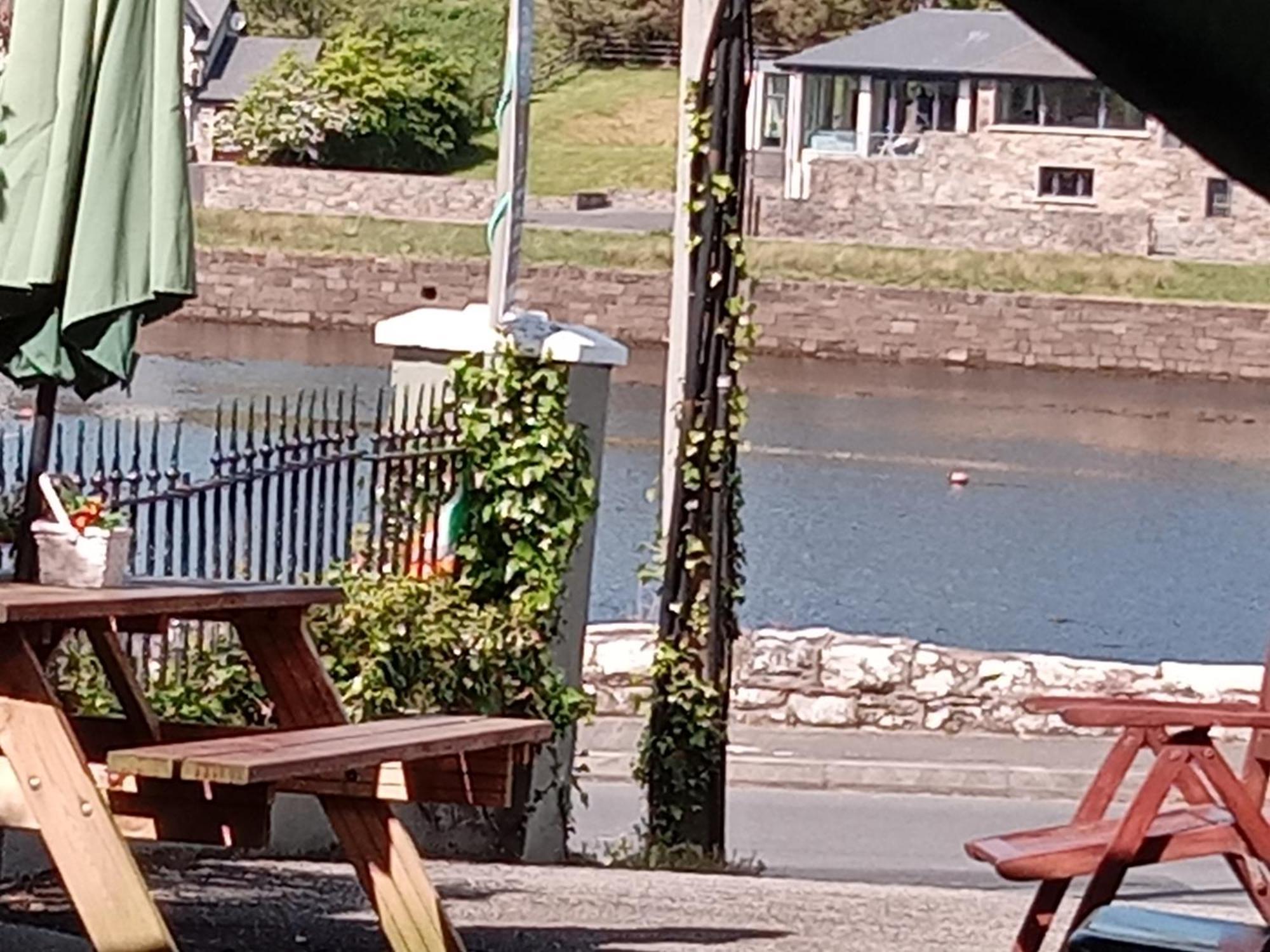 Moorings Greenway Newport  Kültér fotó